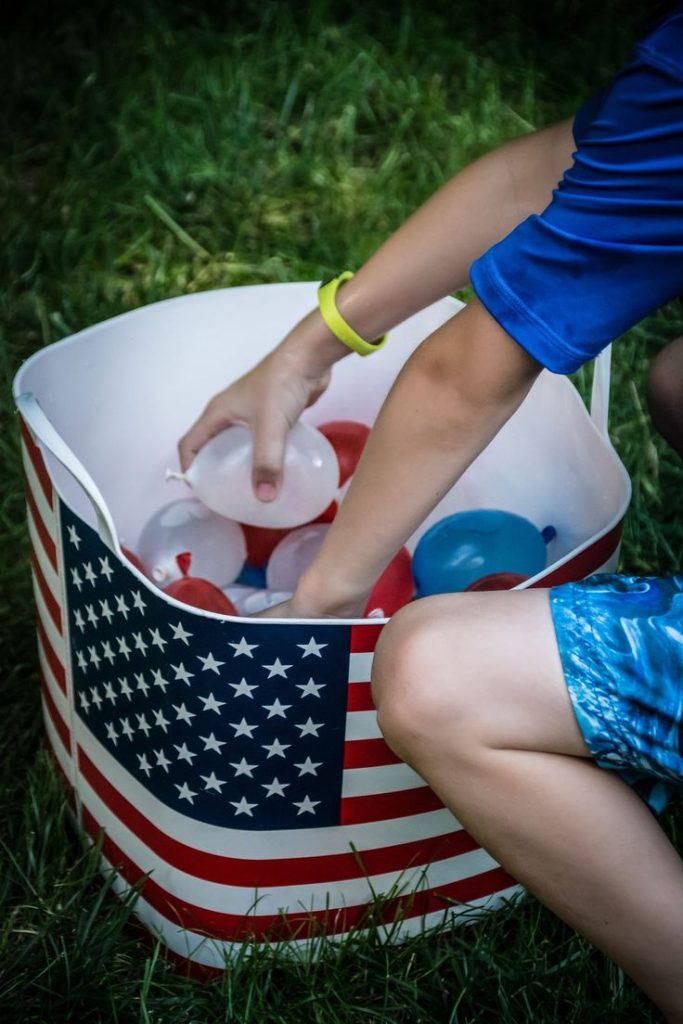 Water Balloon Toss