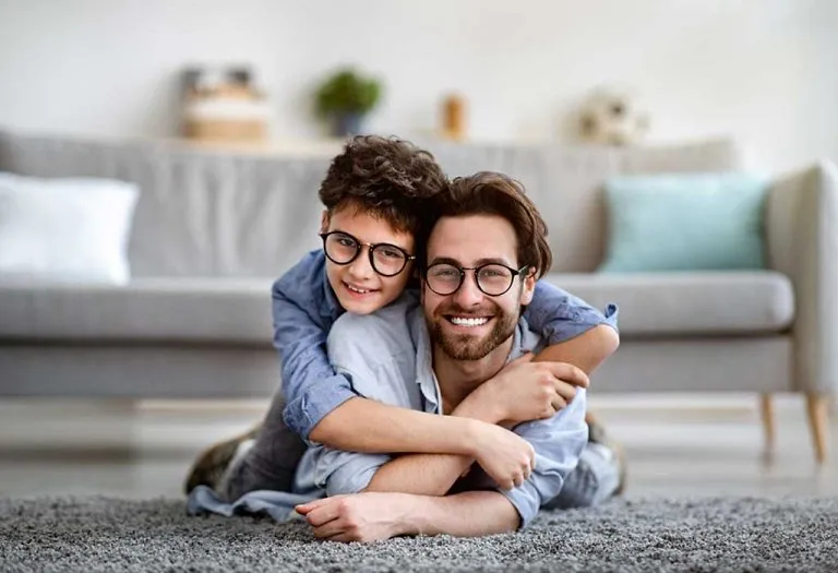 20+ Father's Day Photo Ideas for 2025 That Will Melt Hearts
