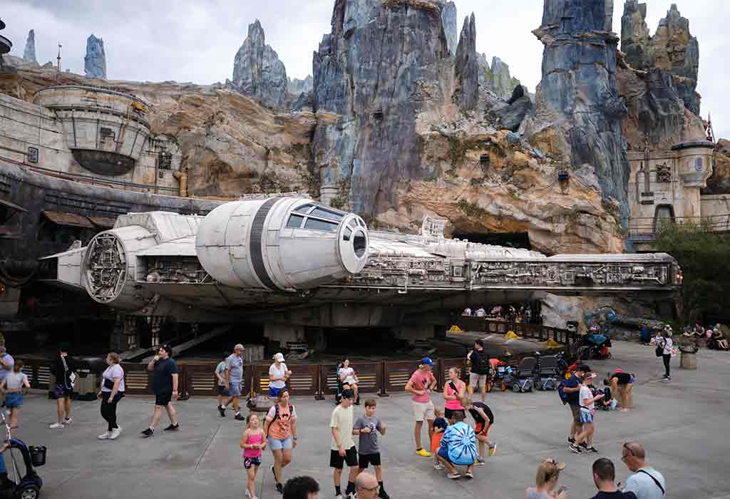 Disneyland vs Disney World - Which Is Good for You?