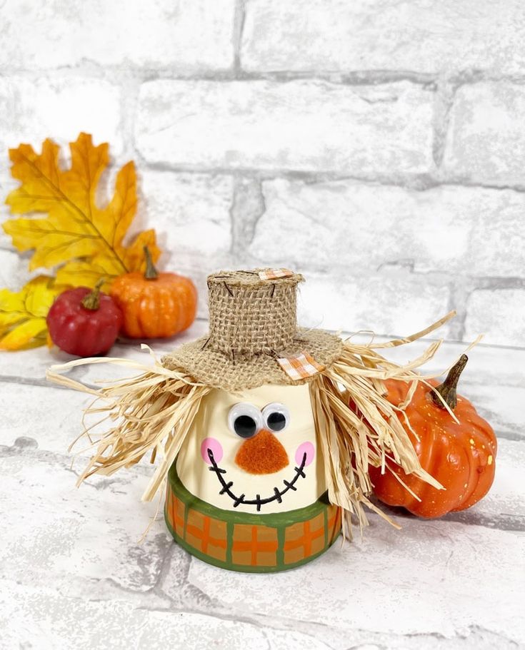 Terra Cotta Pot Scarecrow