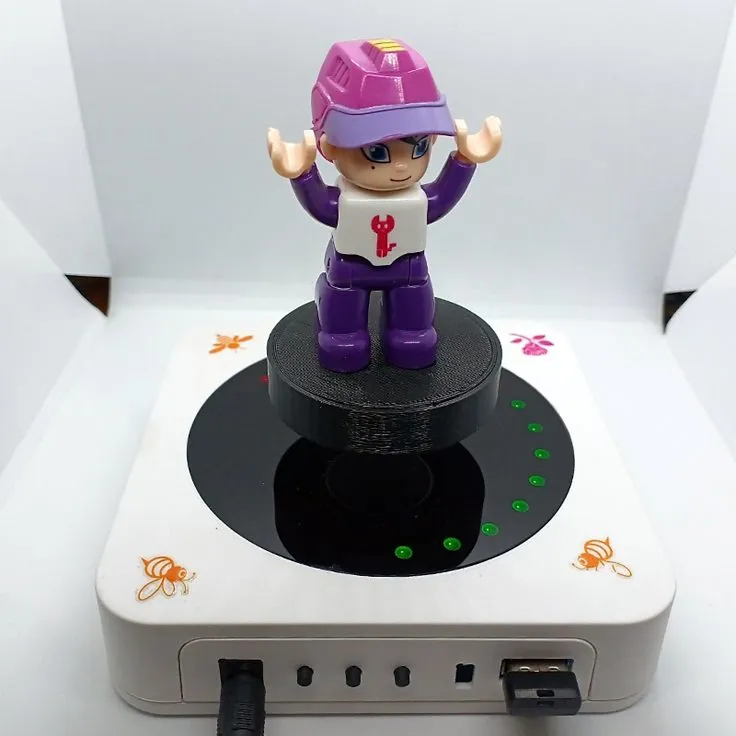 Magnetic Levitating Bluetooth Speaker