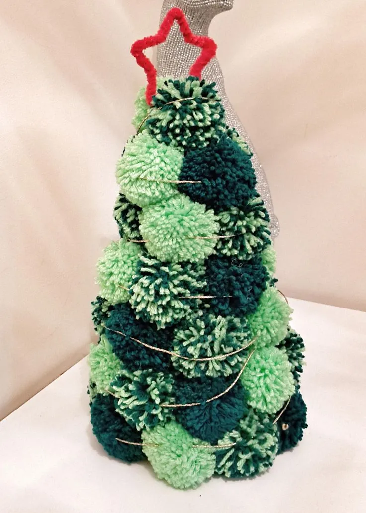 Pompom Christmas Tree