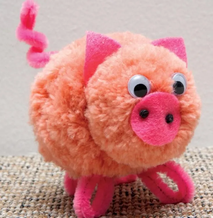 Pompom Pig Craft