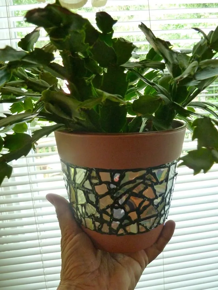 CD Mosaic Flowerpot