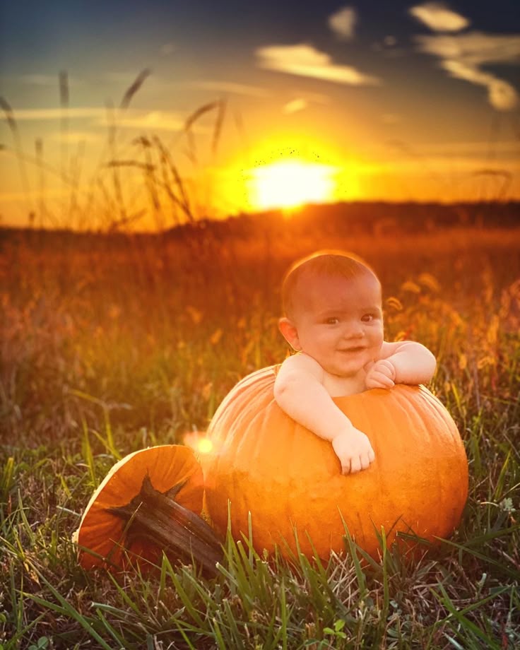 golden hour baby fall photoshoot