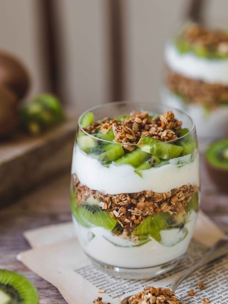 Kiwi Yogurt Parfait