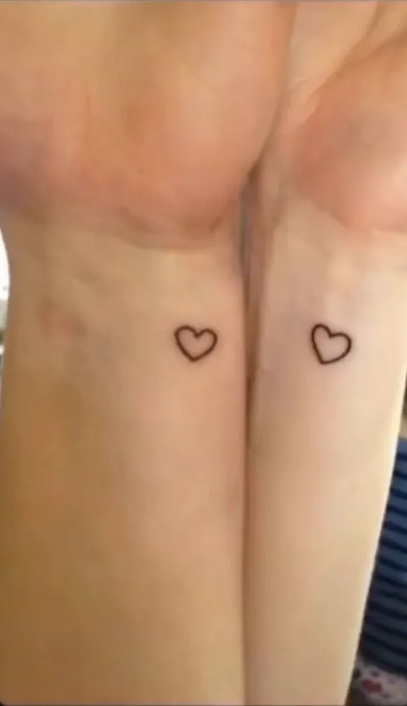 Tiny Heart Outline