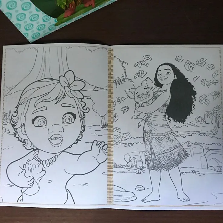 Mini Moana Colouring Set