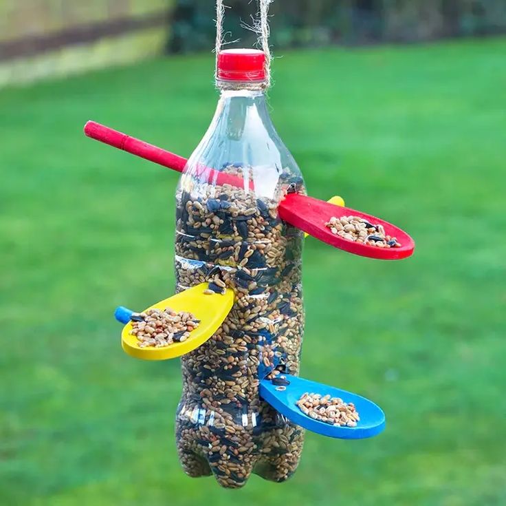 Plastic Bottle Bird Feeder kids summer craft