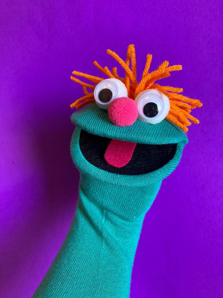 Sock Puppets kids summer craft