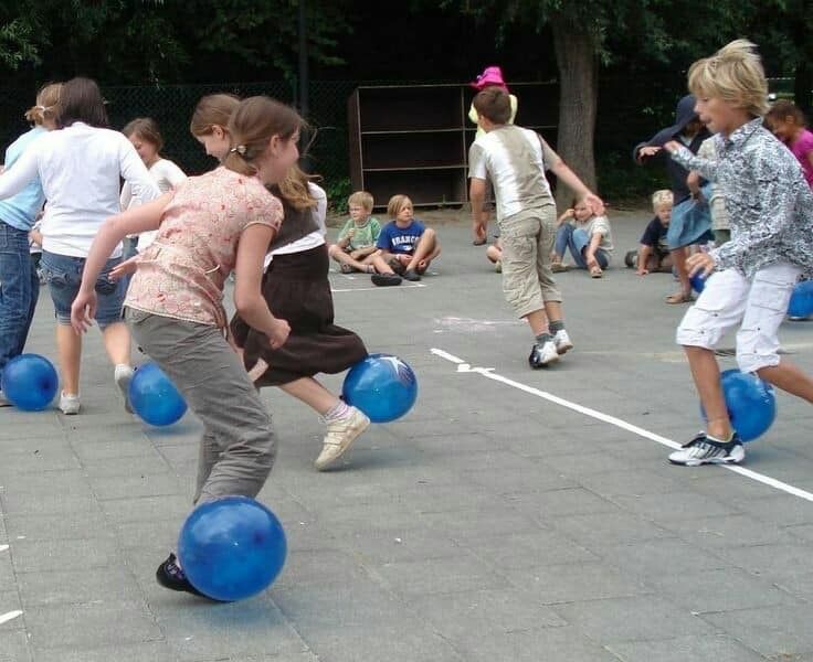 balloon stomp