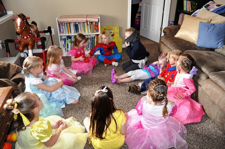 Pass the Tiara game princess theme birthday