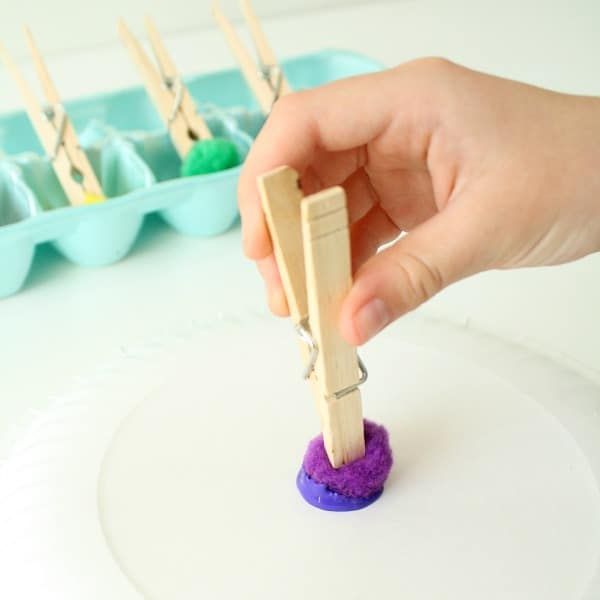 Pom-Pom Flower Stamping