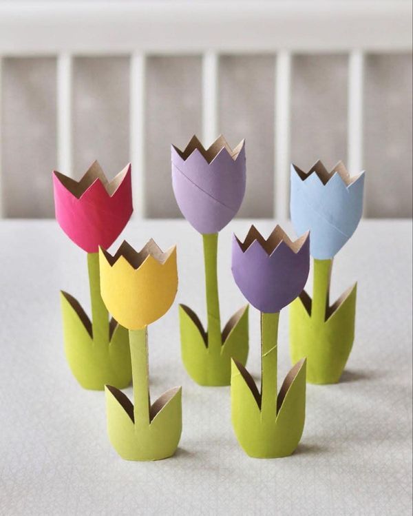 Toilet Paper Roll Tulips