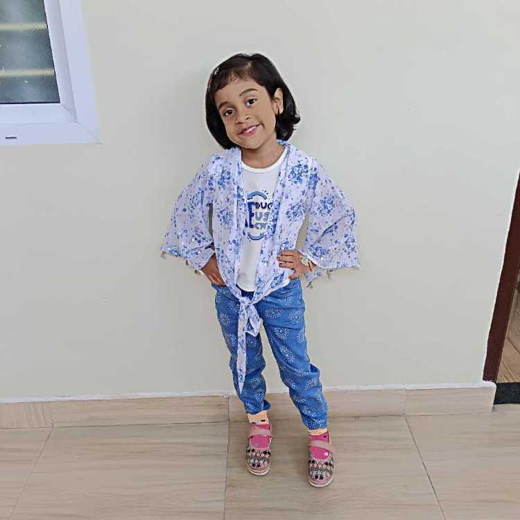 profile image of Zara Hayat