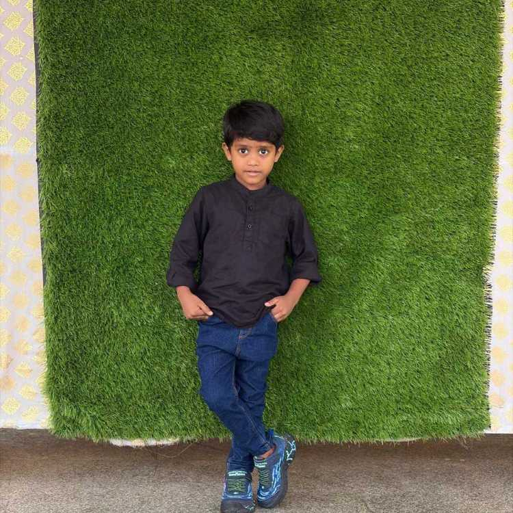 profile image of sneha