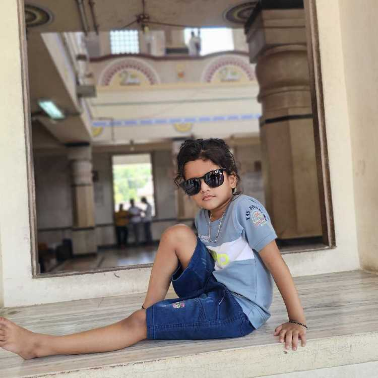 Saloni Rajput 3 years 8month profile image of Saloni Rajput 3 years 8month