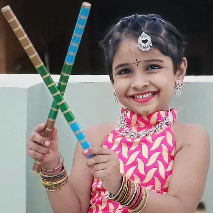 profile image of Nilu