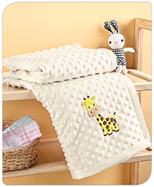 Babyhug Velvet Giraffe Embroidered Lightweight Bubble Blanket - Off White