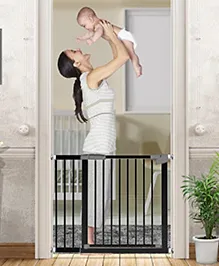 StarAndDaisy Baby Safety Gate with Auto Close Hold Open Features  Multiple Sizes - Black