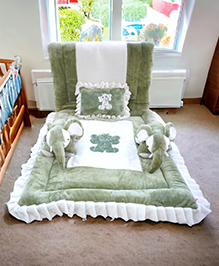 SAFE N CUTE Baby Sleeping 5 Items Bedding Set with Two elephants -Green